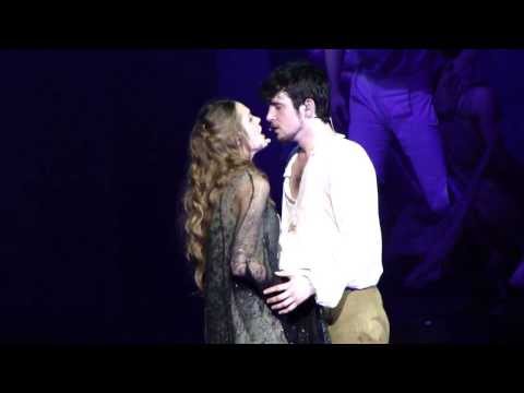 DERNIERE/1789, les amants de la Bastille - Mort du Dauphin, La guerre pour se plaire