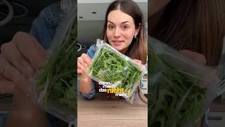 Easy Ruccola Hack - Für mehr hilfreiche Tipps, schaue auf Instagram: kristinas.healthylife