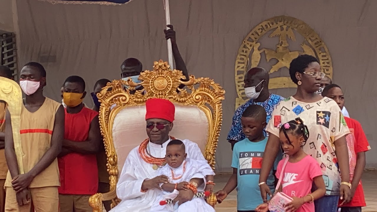 OBA OF BENIN VISIT RIVER STATE GOVERNMENT HOUSE.