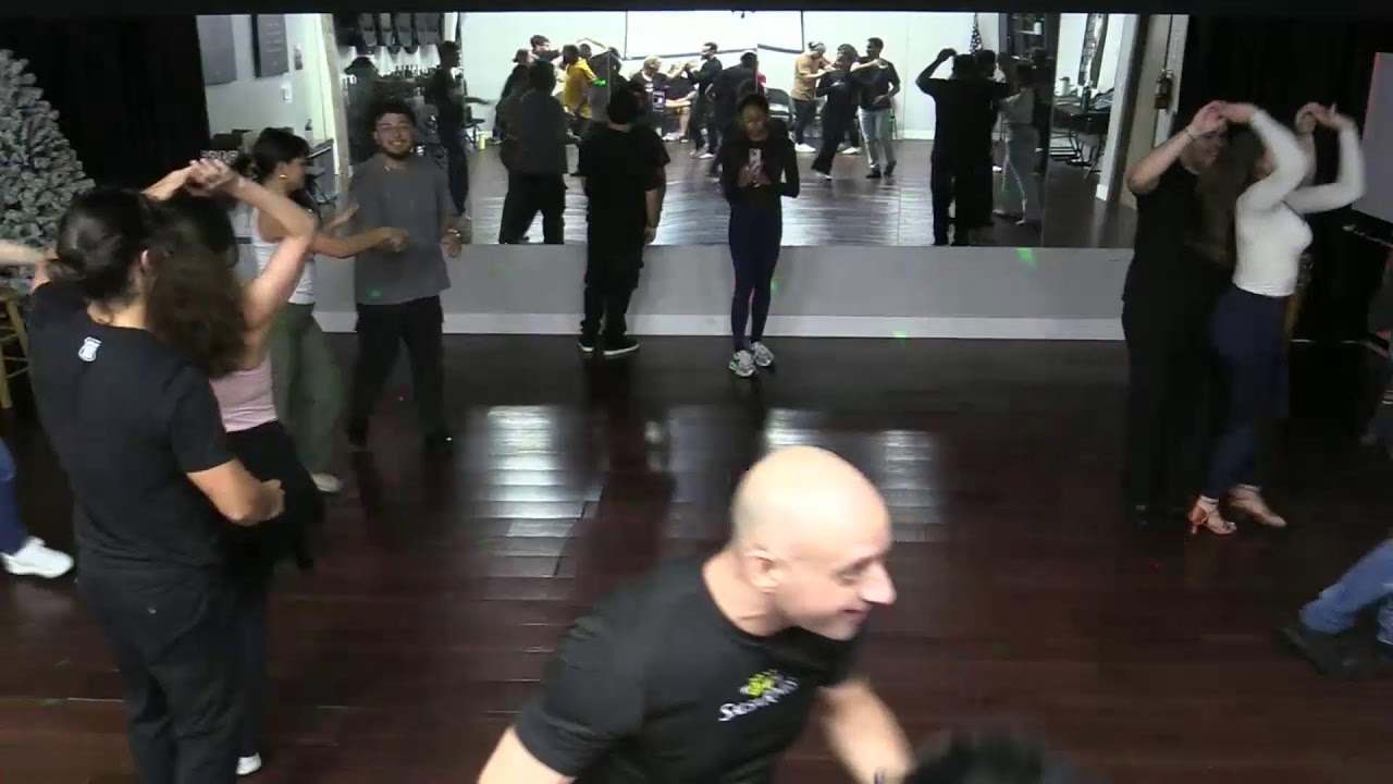 Rueda de Casino, Keeping it smooth