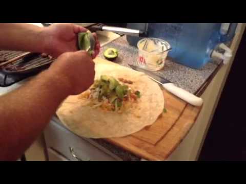 Video: Los Burritos De California Son El Híbrido Culinario Perfecto