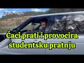 Provokator presreće i provocira ljude iz kolone koja prati studente iz Novog Pazara