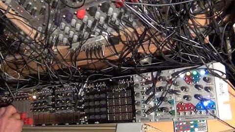 Mutable Instruments Plaits