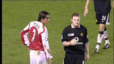 Wayne Rooney vs Pires 2005