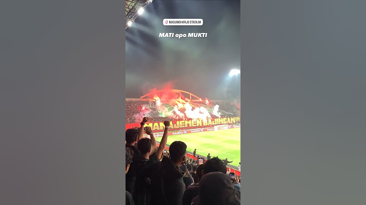 Pertandingan Dihentikan Sementara !! Flare & Kembang Api Menyala di Maguwoharjo #psssleman #persija