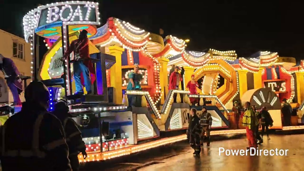 Gorgons Carnival Club Showboat at Wells 2025