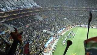 South Africa vs Mexico Crowd reaction after Siphiwe Tshabalala scores first goal of 2010 world cup