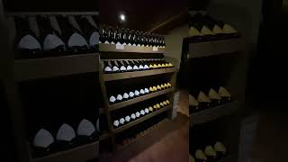 Завод шампанских вин Абрау-Дюрсо, Переезд на Юг, Недвижимость ст Каневская ул.Таманская Дом 124