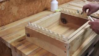 Quick and easy beehive frame assembly jig
