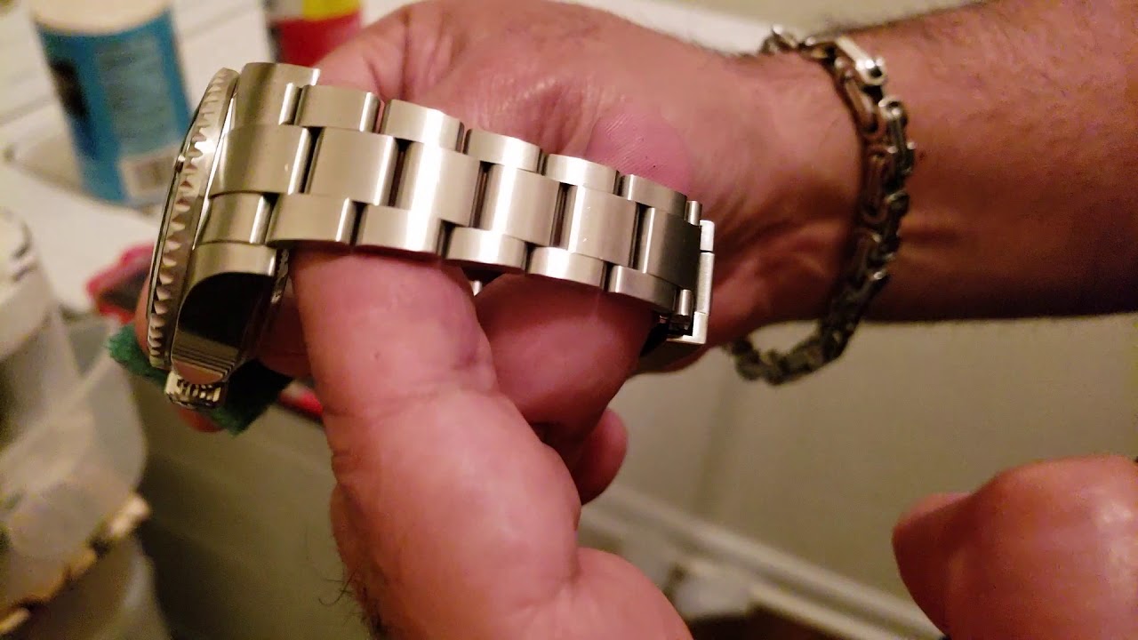 scratched rolex bracelet