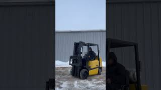 YALE GLC060 CUSHION TRIE 6000LB FORKLIFT WITH MAZDA ENGINE