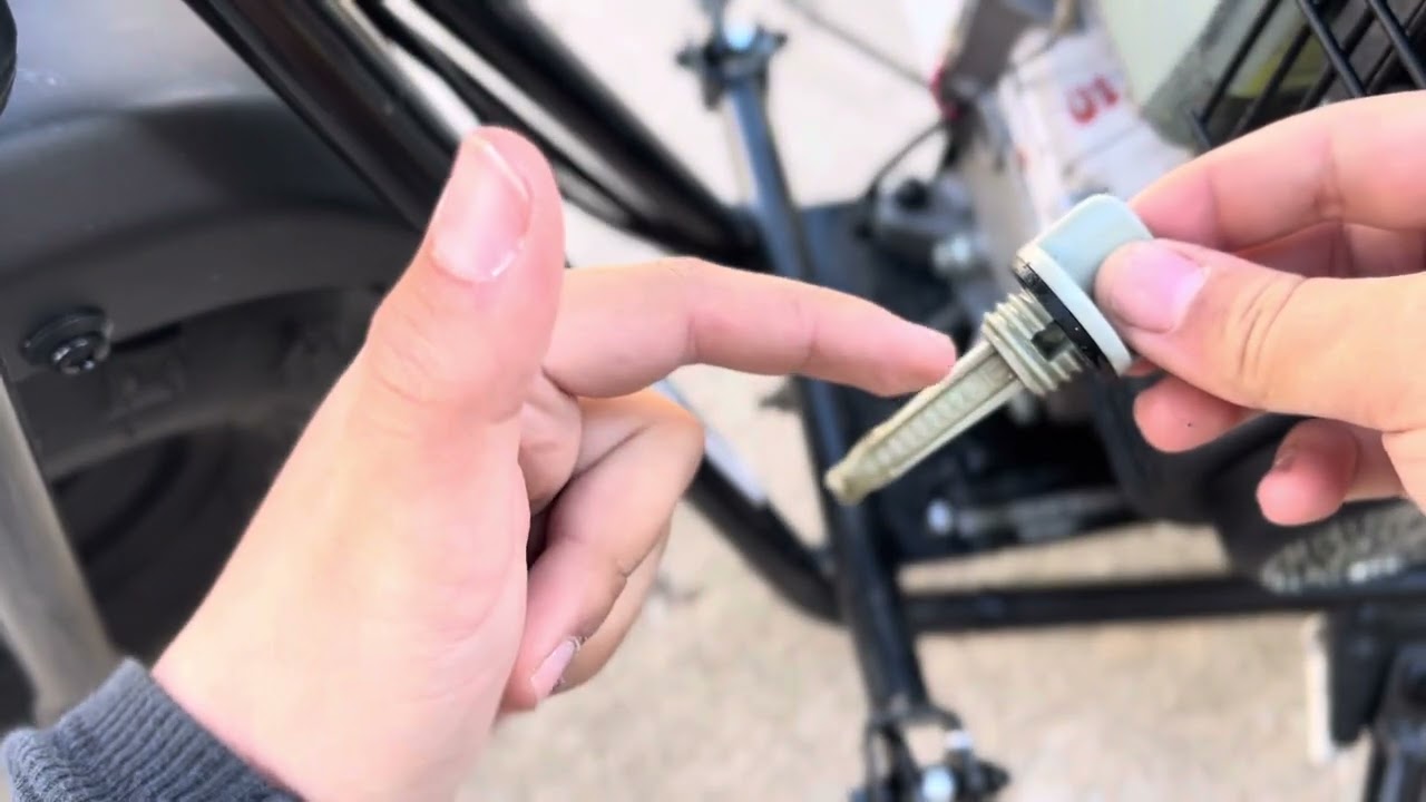 Mini Dirt Bike Start and Stop TUTORIAL!!  Oxyearth 100cc 4 Stroke Dirt Bike. 🏍️ 