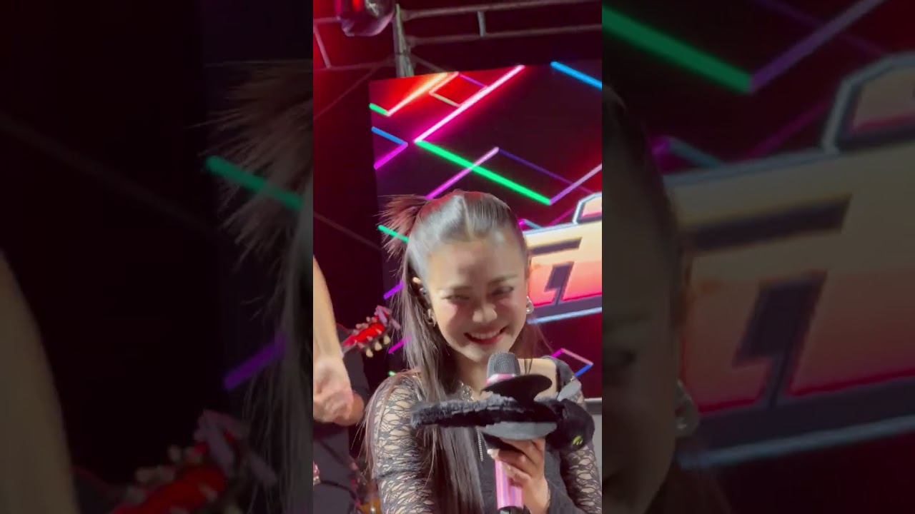 เอิ้นสั่งน้อง - 