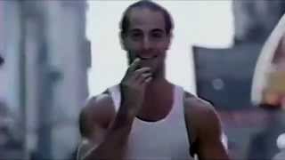 Stanley Tucci  Levis 501 jeans commercial Resimi