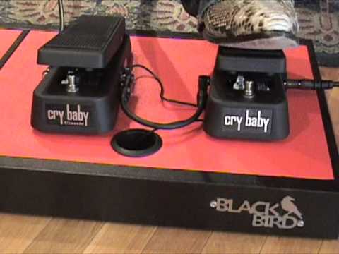 Crybaby Wah comparison Standard GCB-95 versus Classic