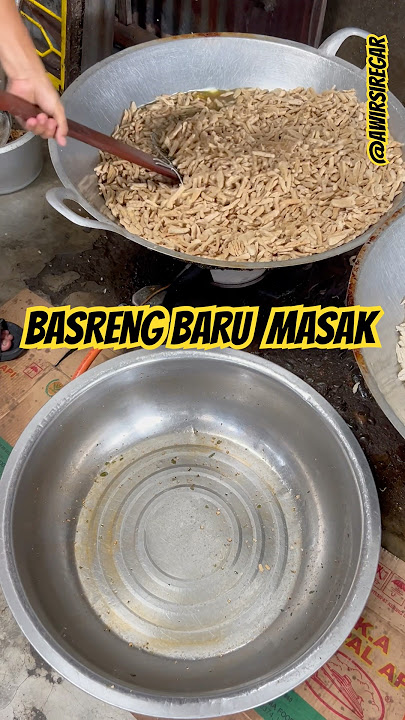 BARU DIANGKAT DARI KUALI #shorts #streetfood #food #foodie