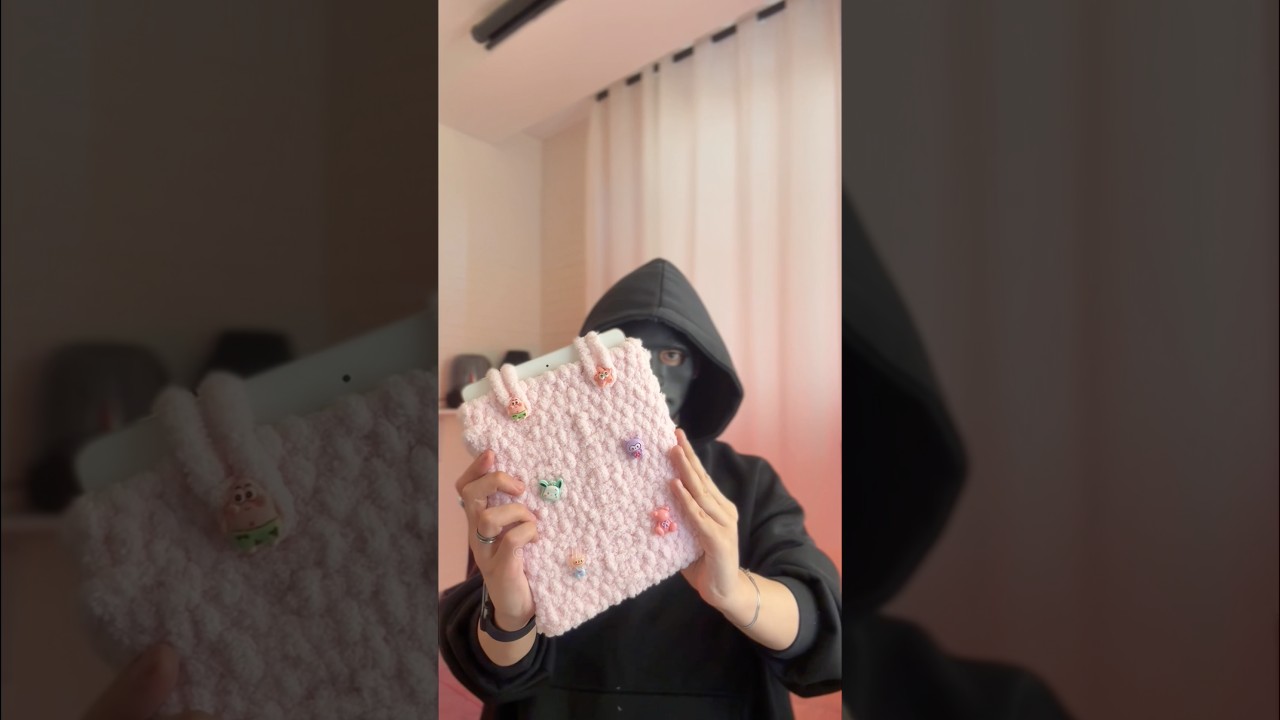 DIY Fluffy IPad Bag📱💖| Easy & Cute Craft Idea #diy #craft #aesthetic