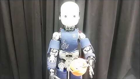 In-hand object recognition by tactile manipulation.