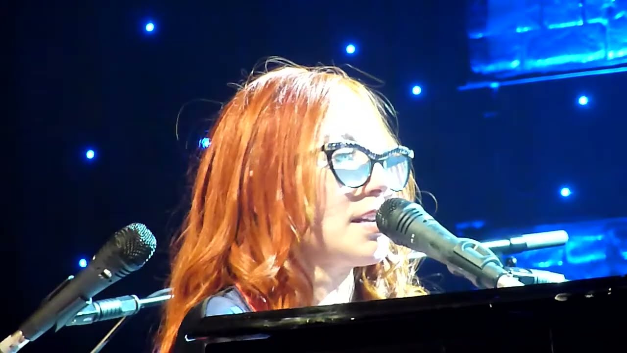 Tori Amos LIVE 1,000 Oceans (Milano, Italy 20140603) YouTube