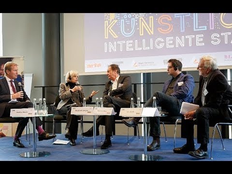 Video: Debatte über Künstliche Städte