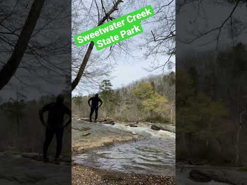 Video: Sweetwater Creek Eyalet Parkı: Eksiksiz Kılavuz