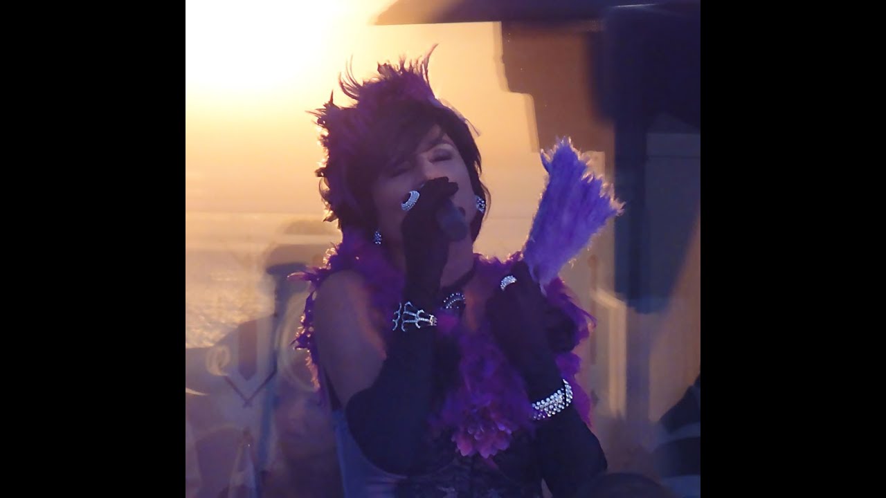 "Les coups d'coeurs en chansons de Melle Lola" - Casino Barrière Deauville - Ete 2015
