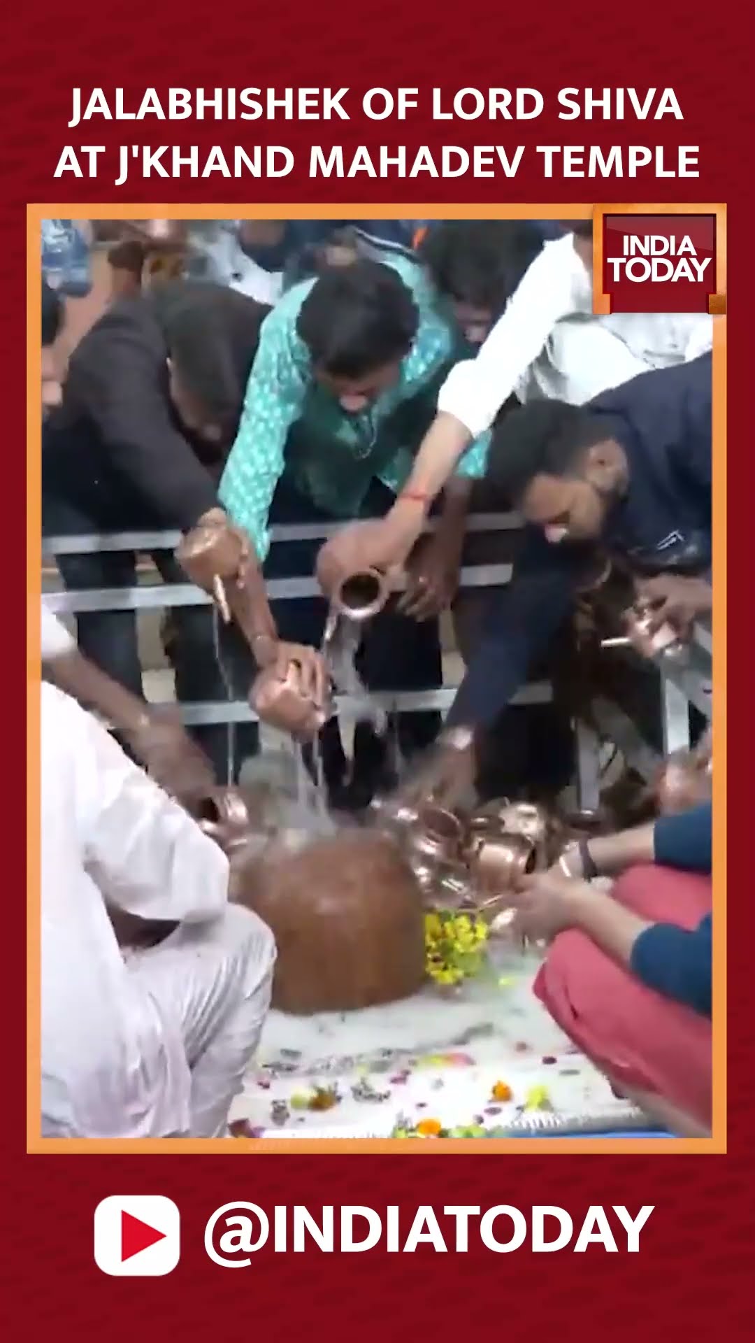 Devotees Perform Jalabhishek Of Lord Shiva At Jharkhand Mahadev Temple #mahashivratri #jalabhishek