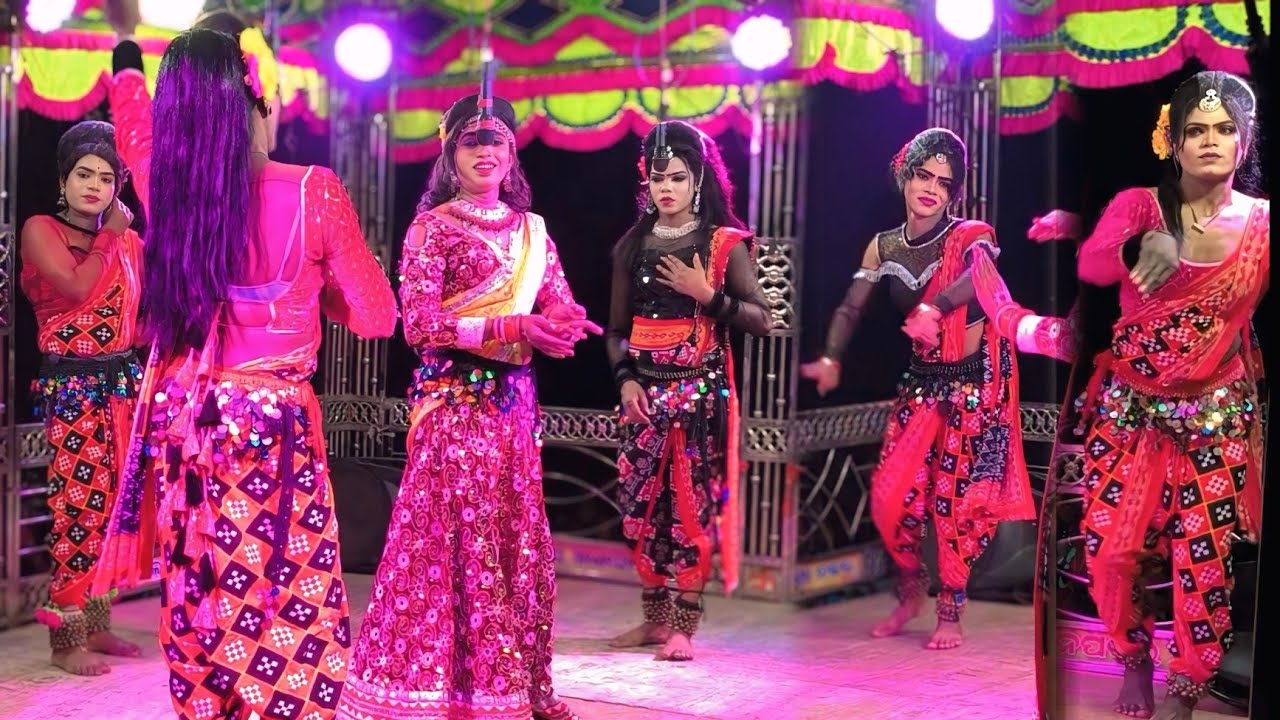 ଚନ୍ଦ୍ରମଣି କଣ୍ଠରୁ ଏ ସଖୀ ଦେଖ ... ଉଦ୍ୟାନ ଶୋଭା ଦେଖ Majhenpadar natak 2026 r Hots.. song #bnkalakarstudio