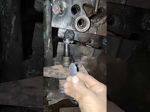 عملية كبس ويسرات صناعة يدوية 