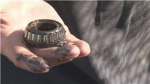Auto Repair : How to Repack Wheel Bearings