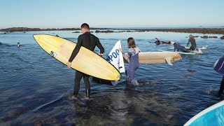 JO 2024: Des surfeurs mobilisés pour dénoncer la tour controversée des juges à Tahiti | AFP