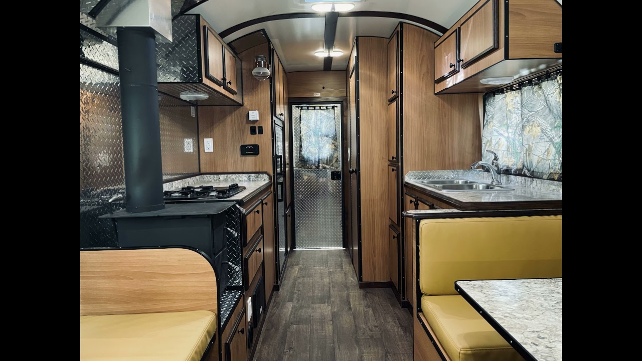 Gunsmoke Survivalist XL still pictures