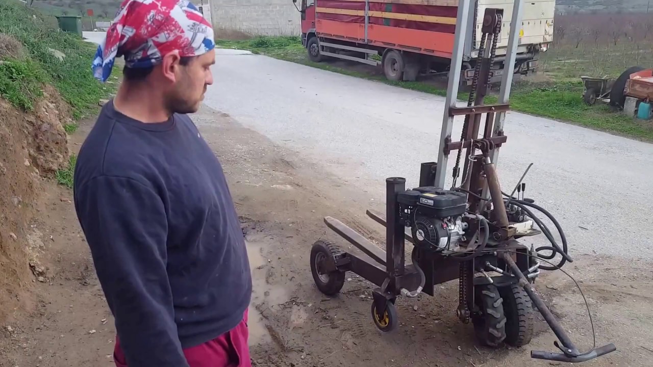 Παρουσίαση μηχανημάτων για μεταφορά μελισσιών και τρύγο ( πατέντα beeZeus ) - Hive loader