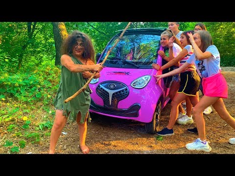 ДЕВОЧКА - МАУГЛИ НАПАЛА НА НАС!!