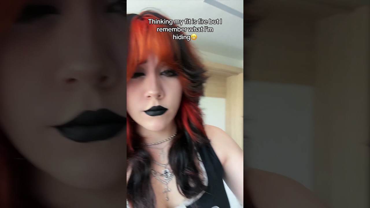 Thinking my Fit is Fire but I Remember I’m Hiding Something💪 #gym #gymgirl #gymmotivation