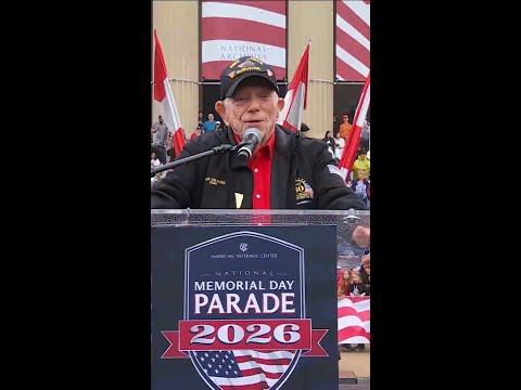 101 year old WWII veteran sings at National Memorial Day Parade