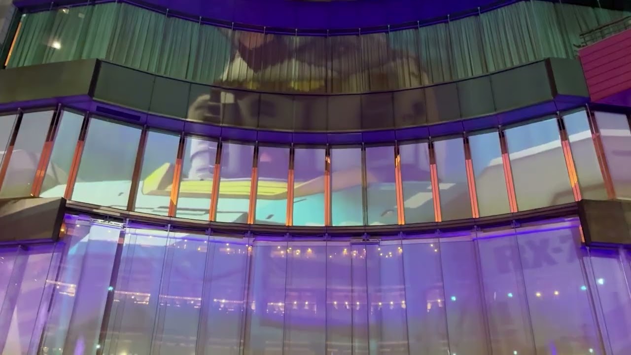 キャナルシティ　ガンダム