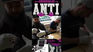 Grenzenlos - AntiXtrem Acrylbild Signing
