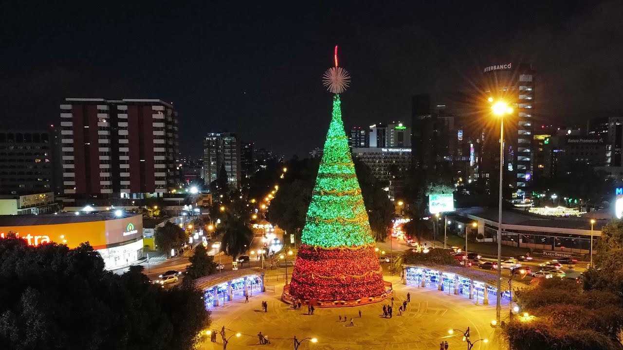 Arbol Navideño Gallo 2021 🎄 el mas grande en Ciudad de Guatemala 🇬🇹