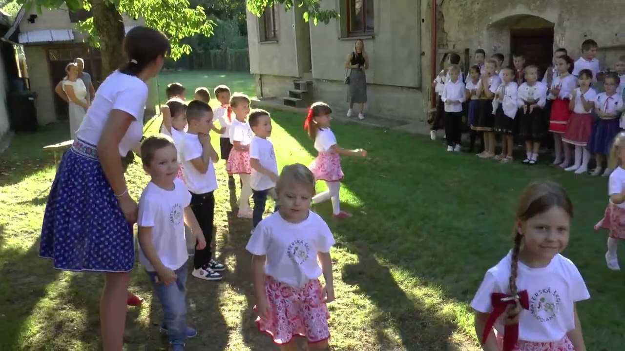 DOĽANY V ČASE A OBRAZE ... Dožinky v Doľanoch - poďakovanie za úrodu, Doľany 19.09.2025