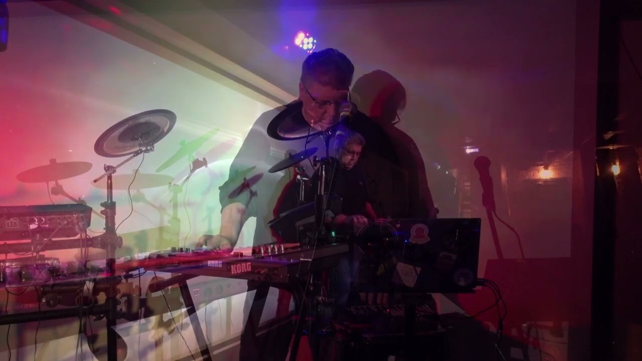 SPACEBIRDS | LIVE ACT@LIVE STORY CLUB 6 Nov. 2023 (Synthwave | Retrowave | Synthpop)