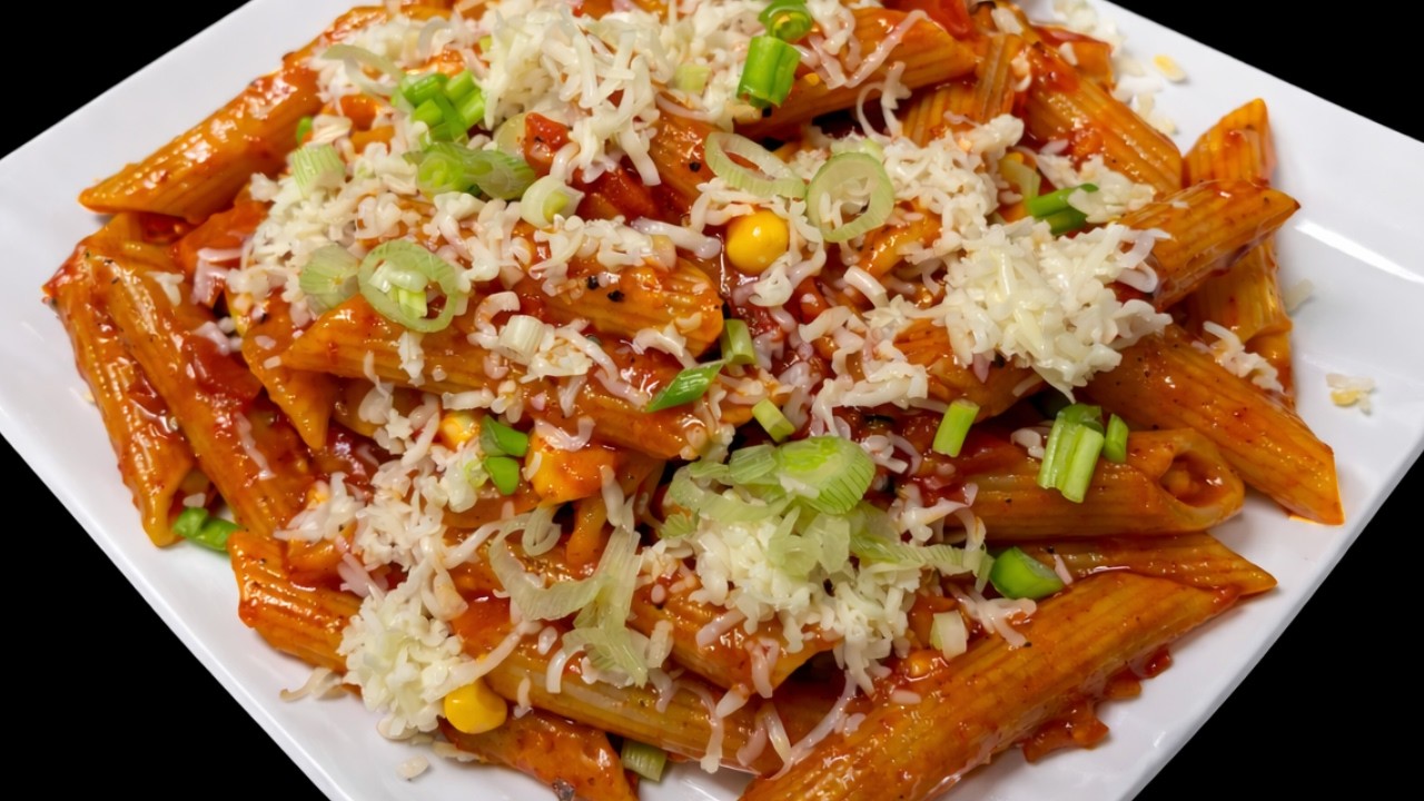 प्रेशर कुकर में बनाये desi pasta सिर्फ 10 मिनट में - PRESSURE COOKER PASTA RECIPE | #pastarecipe