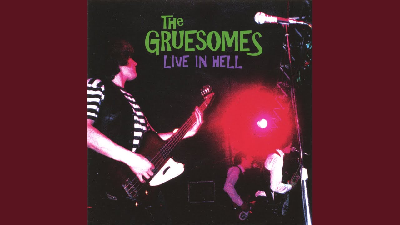 Undecided auf YouTube ansehen Undecided auf YouTube ansehen