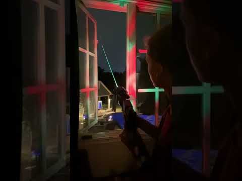 28 rps airsoft gun with tracers at night.