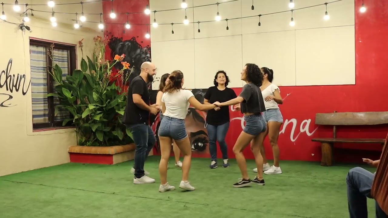 Figuras rueda 7 (chocolate, enchufa, rumba, enchufa con mambo, paseala, robocop)