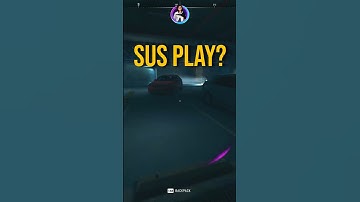 SUS knife?! 🗡️ | DMZ Building 21 #femalegamer #cod