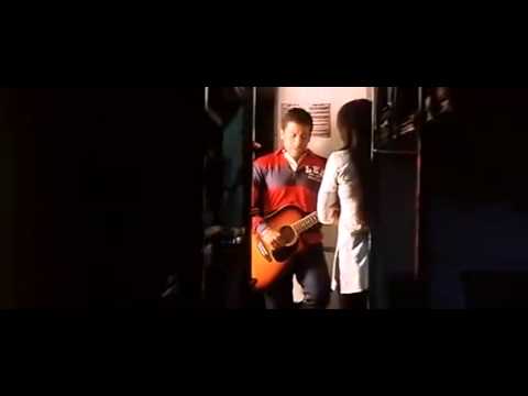 Suriya Singing En Iniya Pon Nilave - Vaaranam Aayiram