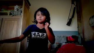 Julia dimarahi kakek