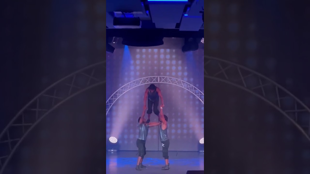 🚨 Lock in Early Cruise Dinner (Don't Get 9 PM Seating!) 