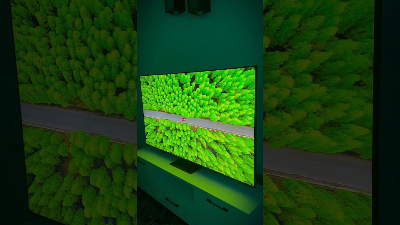 Unboxing the insane 8K NEO QLED TV from Samsung